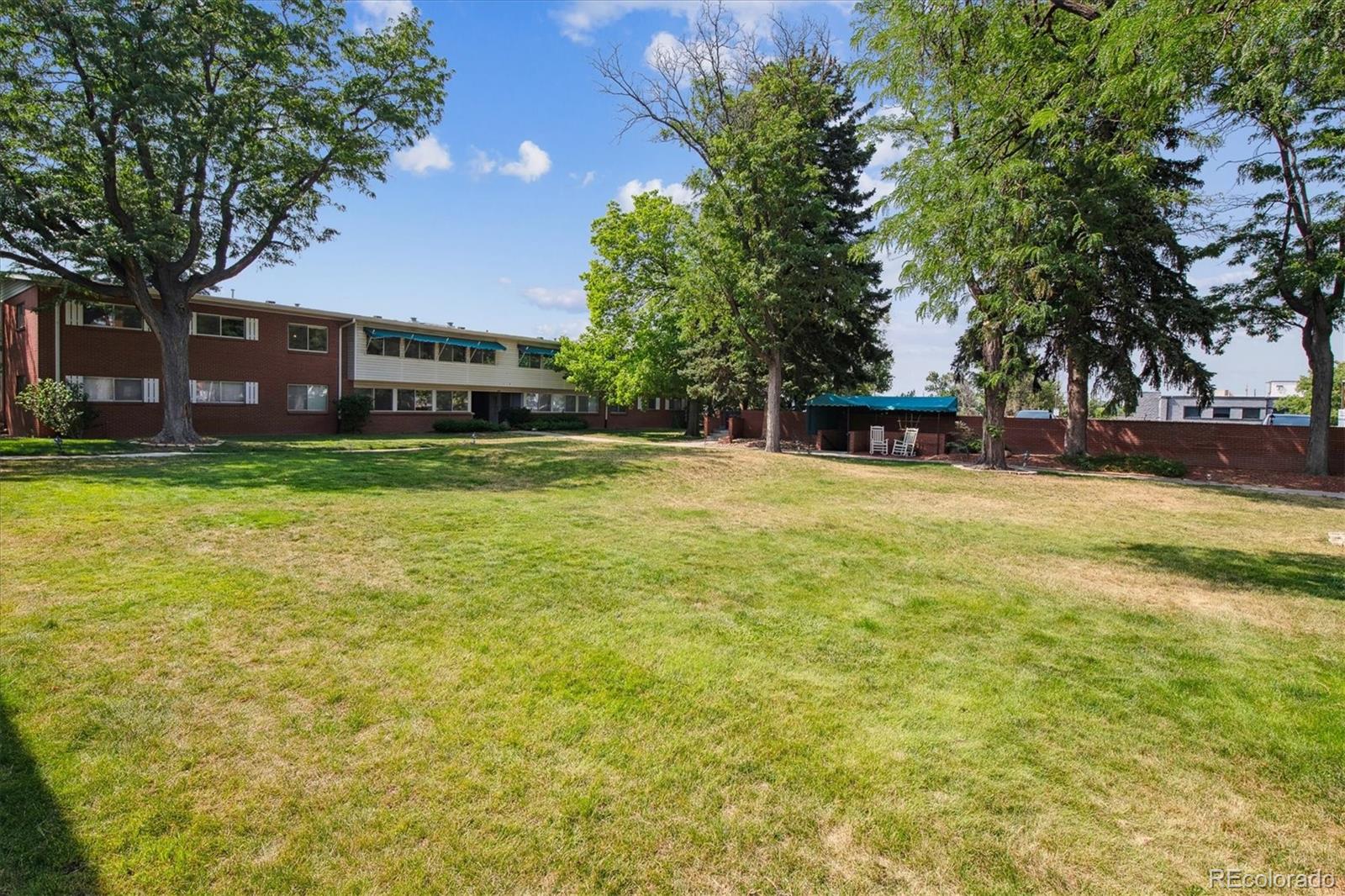 2205 S Holly Street Unit: 8