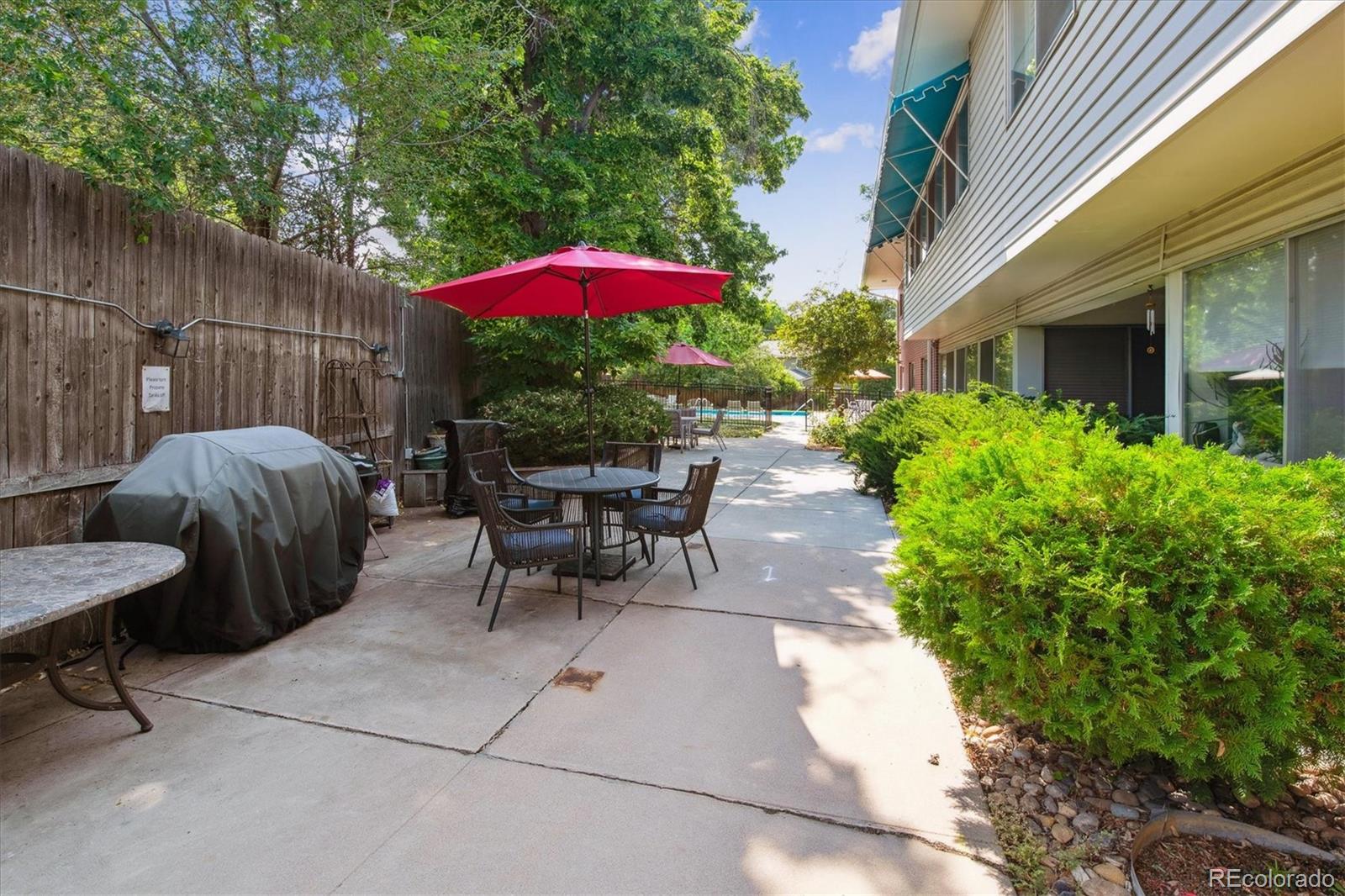 2205 S Holly Street Unit: 8