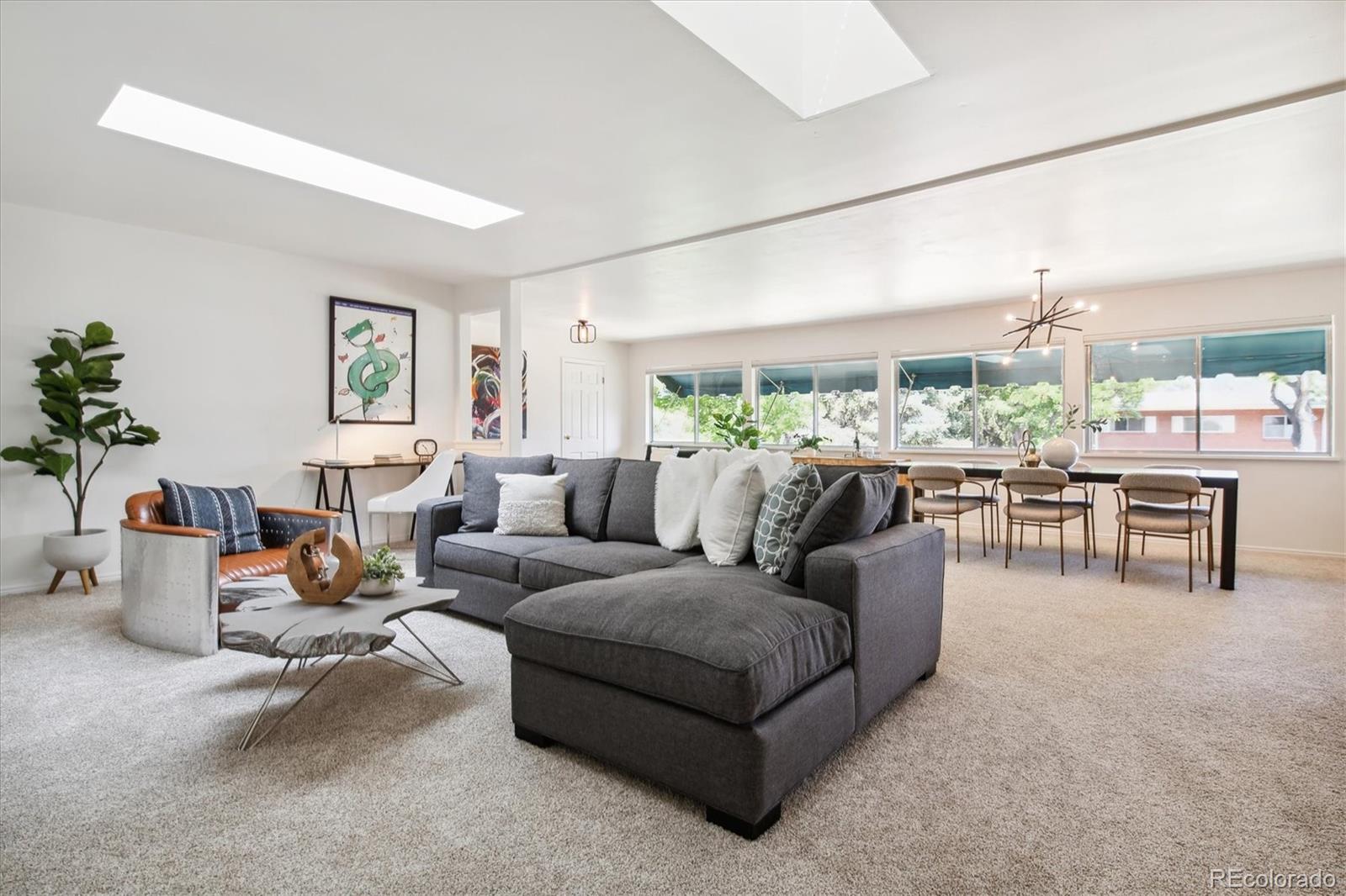 2205 S Holly Street Unit: 8