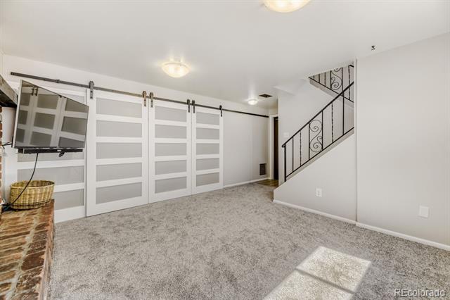 1567 S Xenon Court