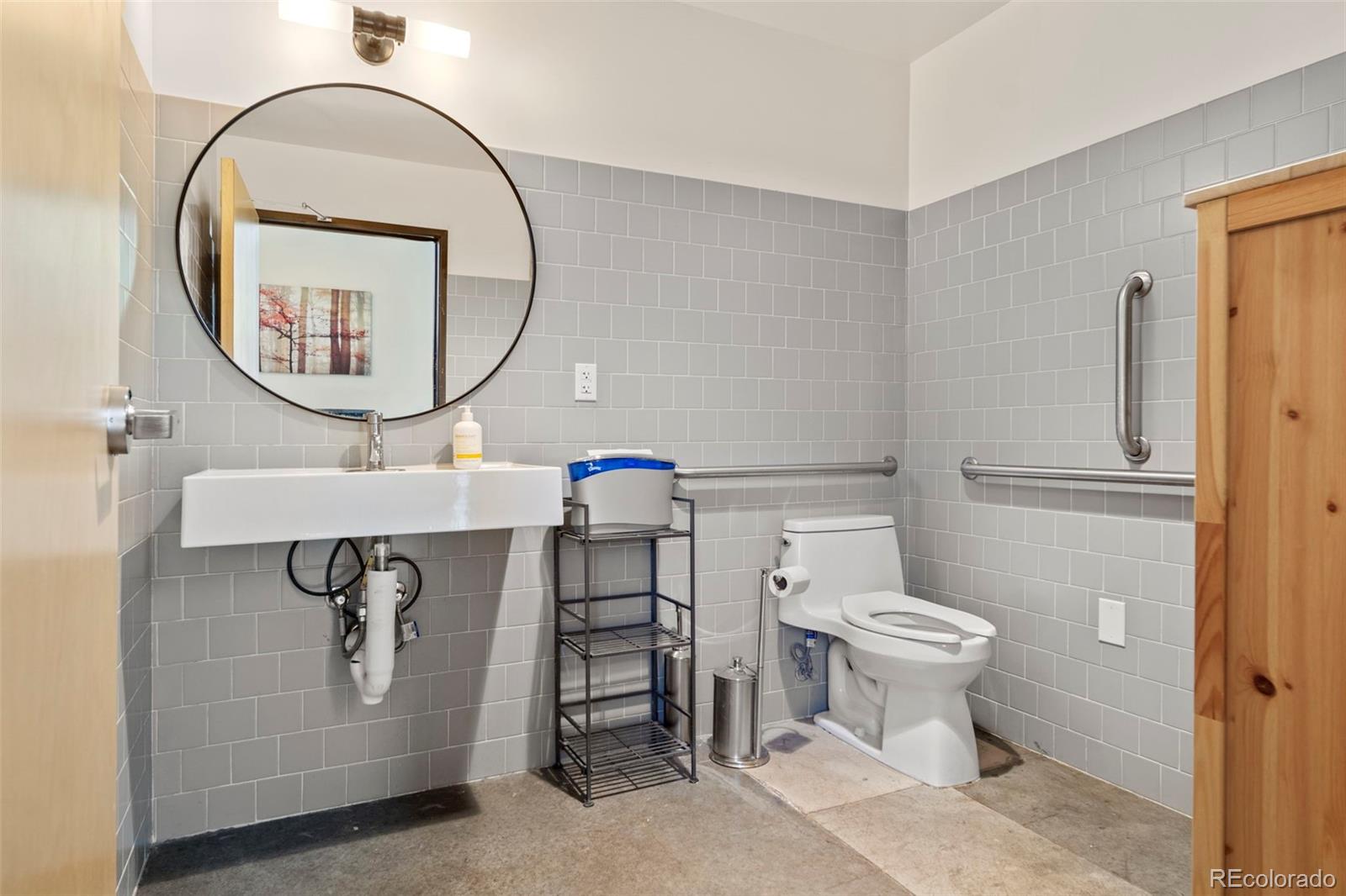 3457 Ringsby Court Unit: 106