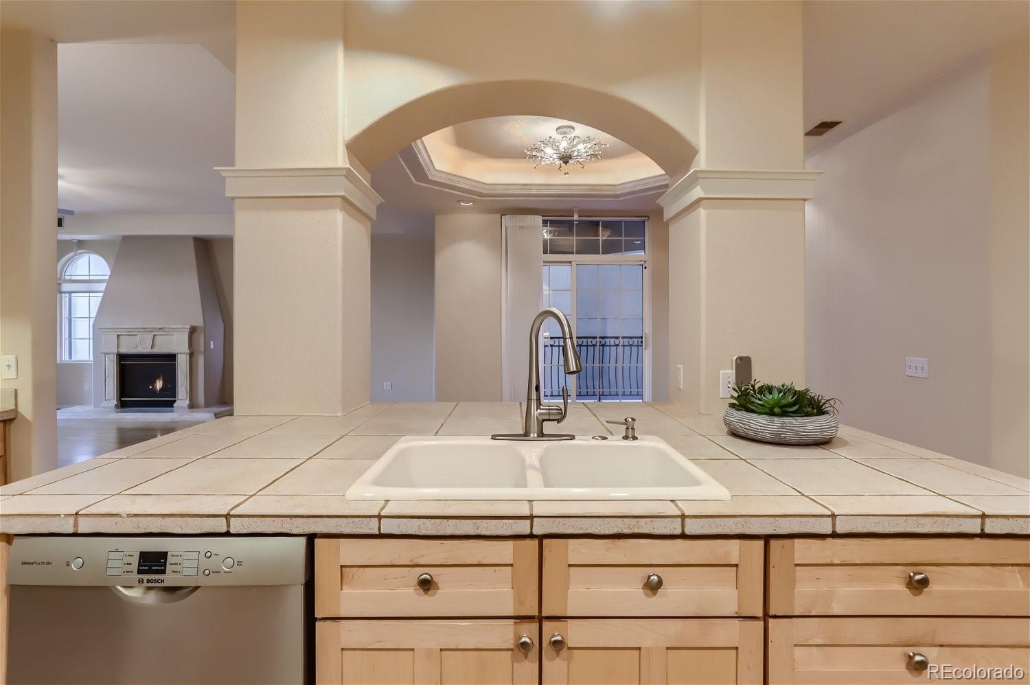 1100 Cherokee Street Unit: 301
