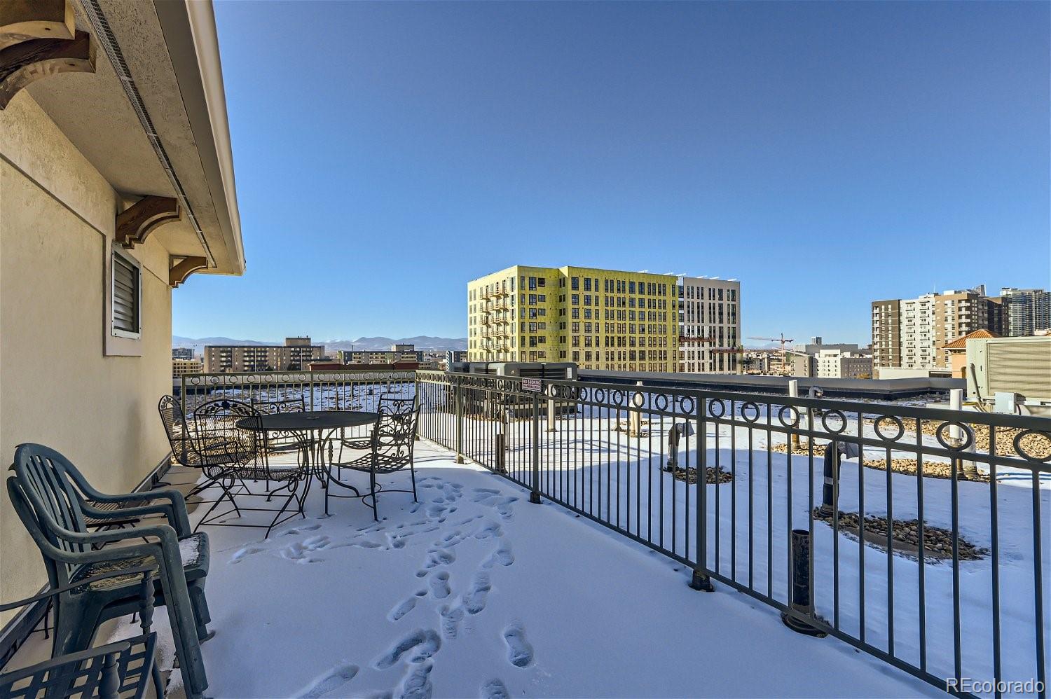 1100 Cherokee Street Unit: 301