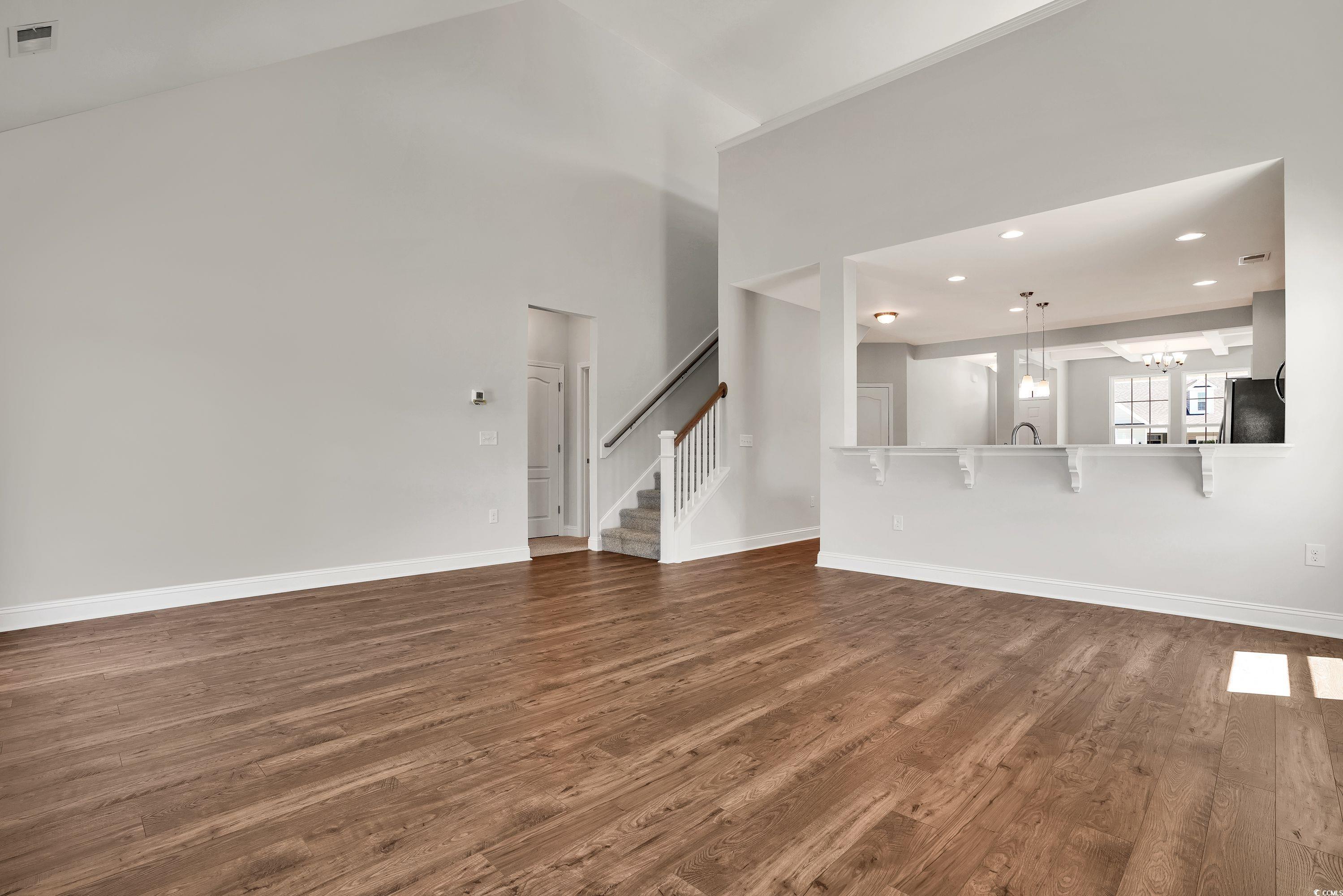 1095 NW Forest Bend Dr.