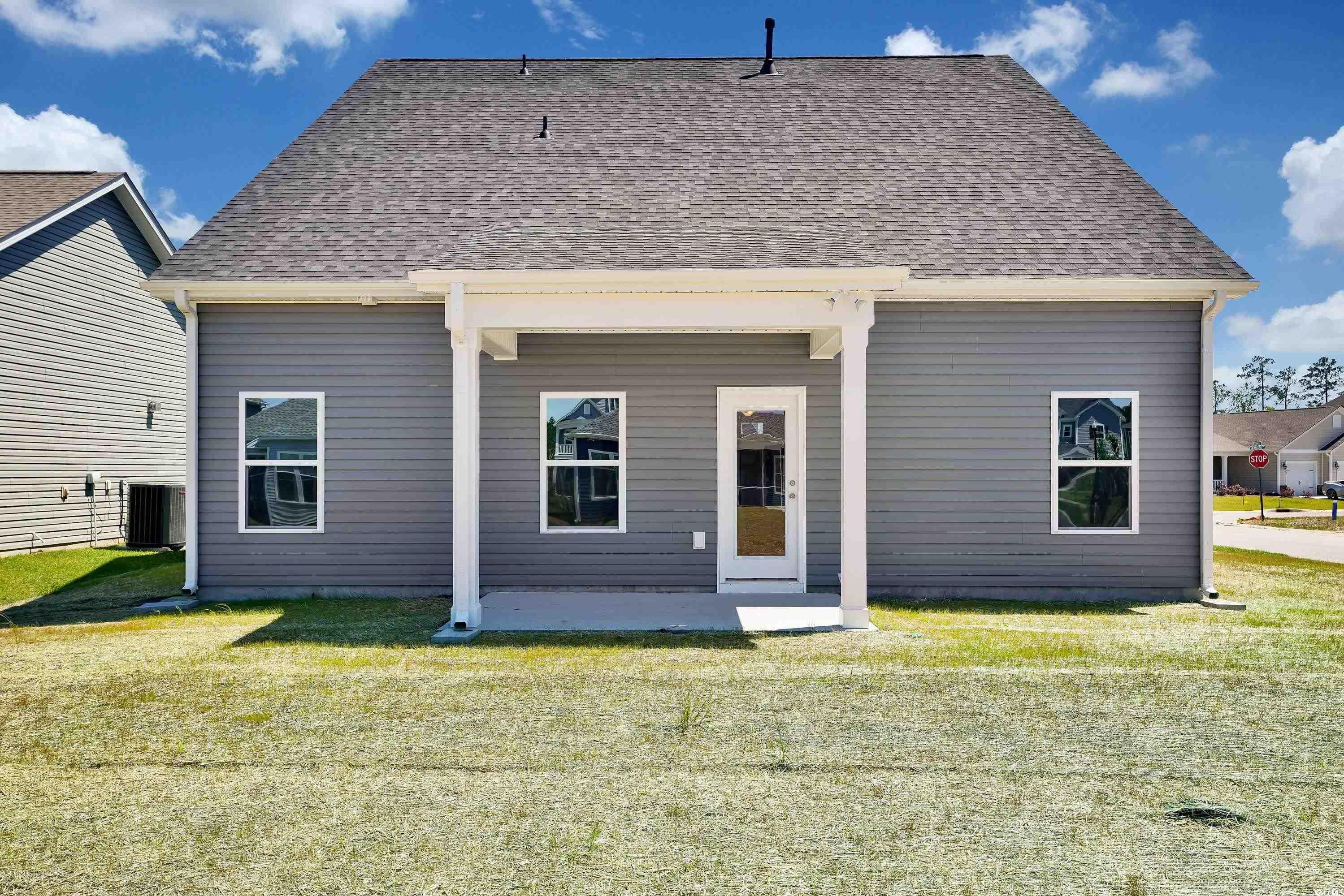 1095 NW Forest Bend Dr.