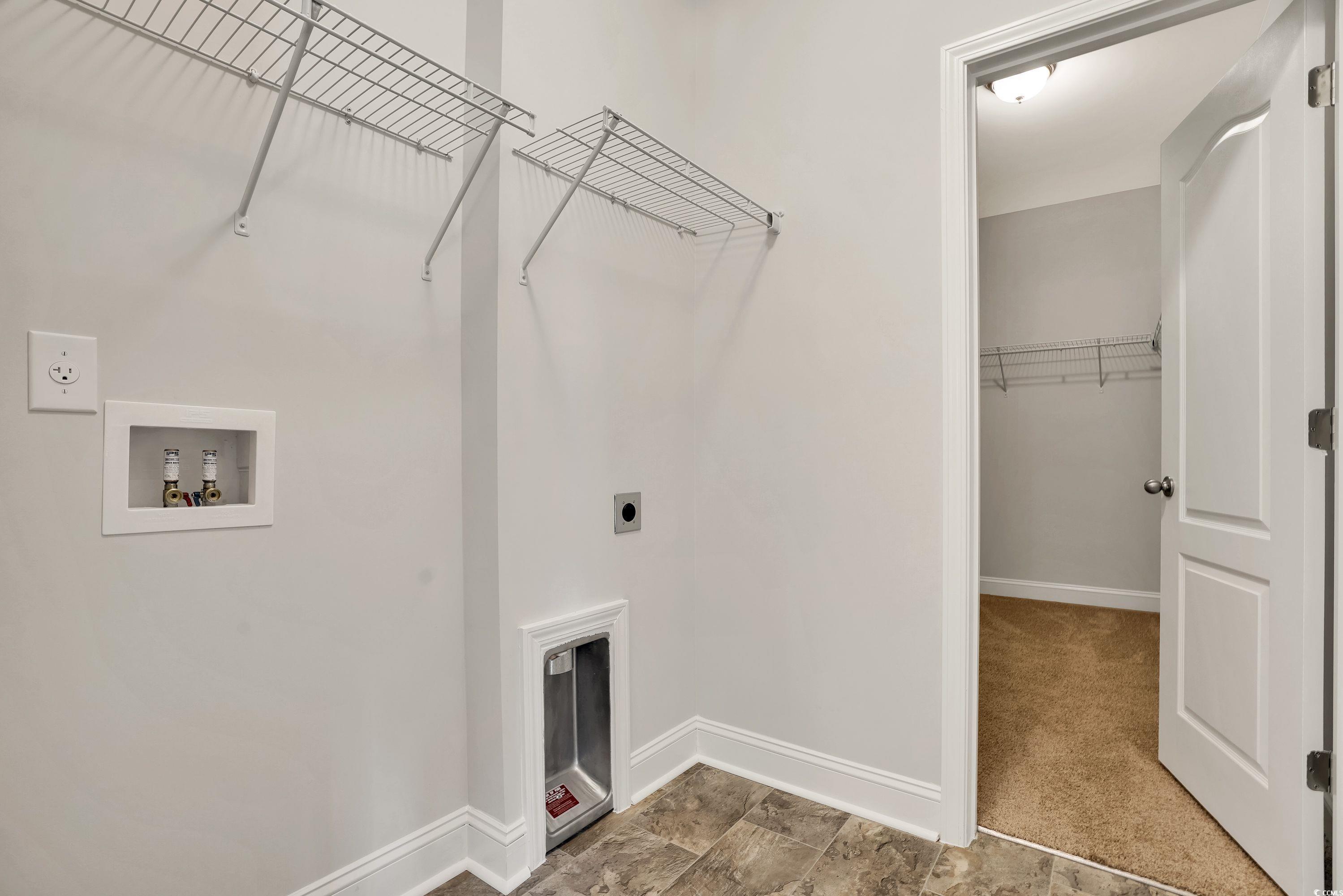1095 NW Forest Bend Dr.