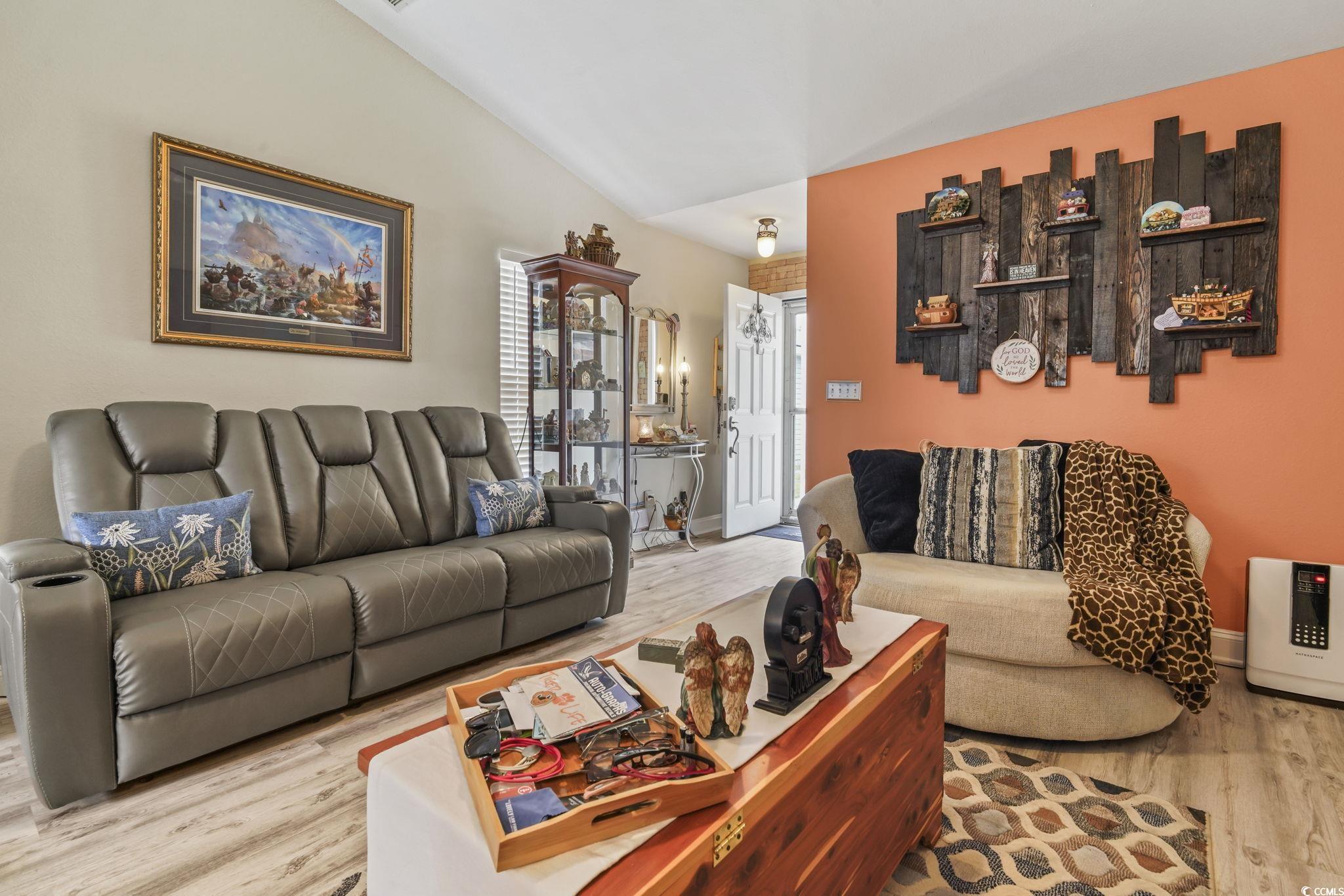 3058 Hollybrooke Dr.