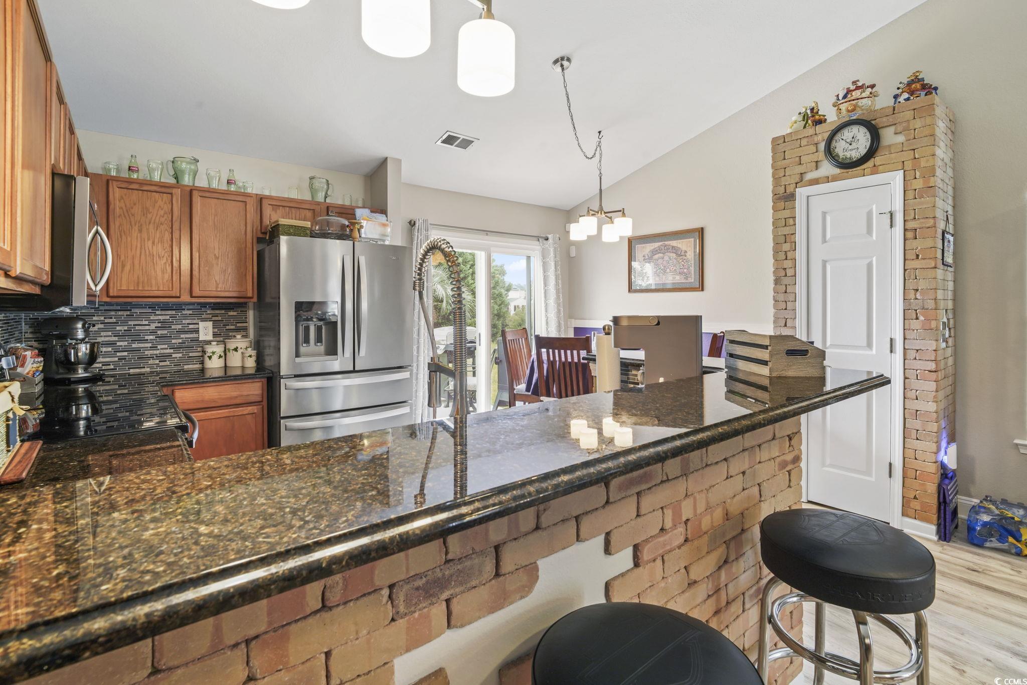 3058 Hollybrooke Dr.
