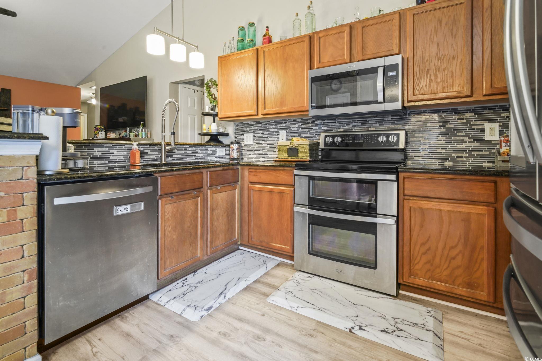 3058 Hollybrooke Dr.