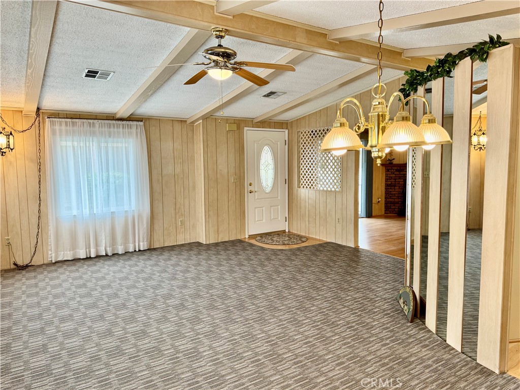 5200 Irvine Blvd 123