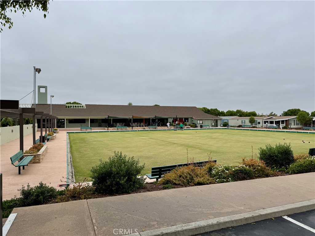 5200 Irvine Blvd 123