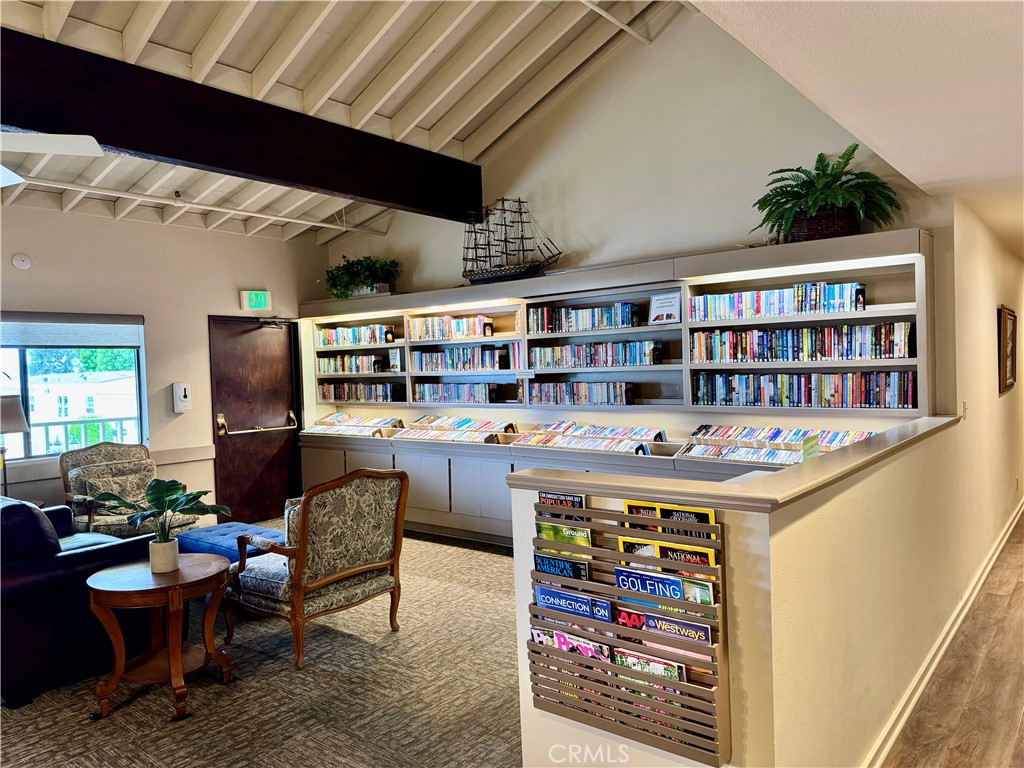 5200 Irvine Blvd 123