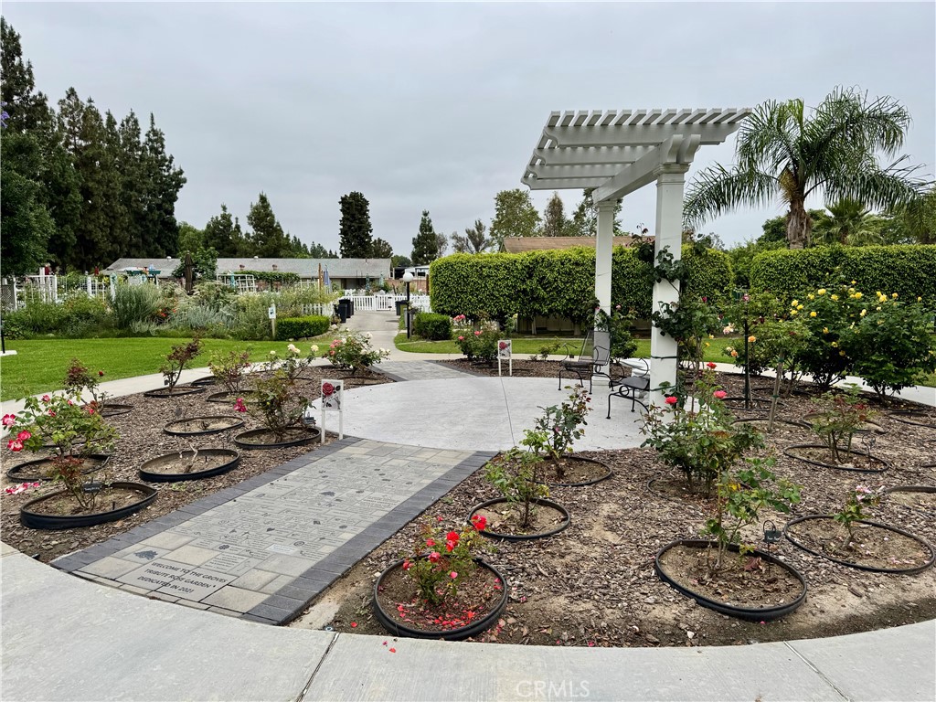 5200 Irvine Blvd 123