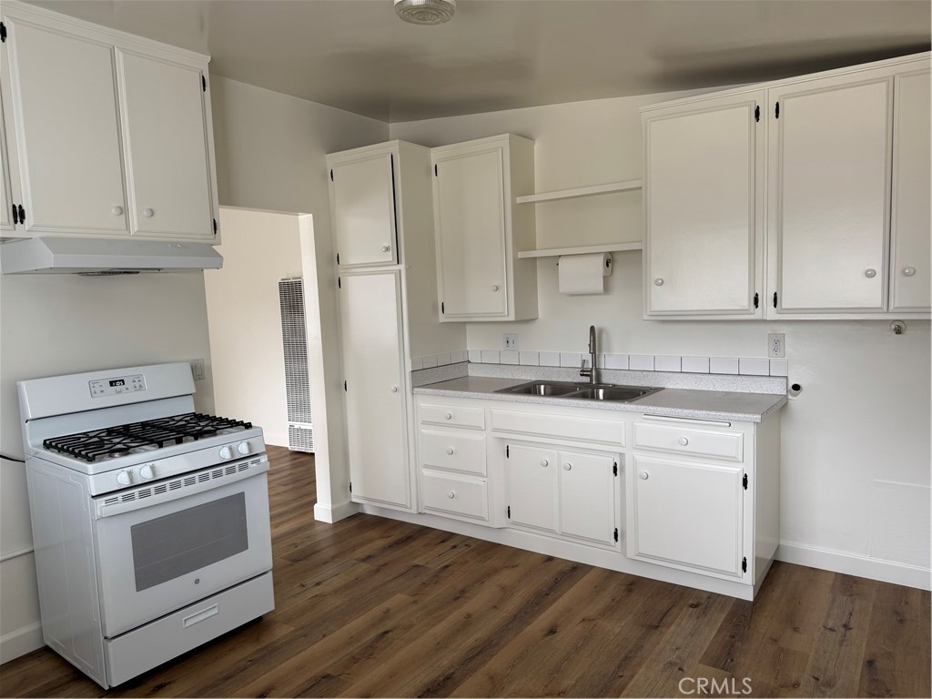 382 Rochester Street