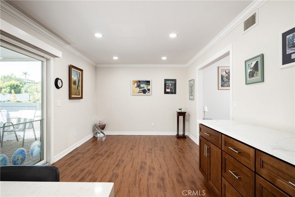 25222 Calle Sombre
