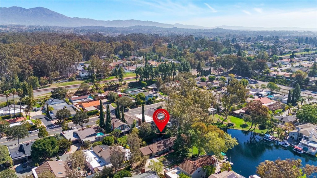 22696 Islamare Lane
