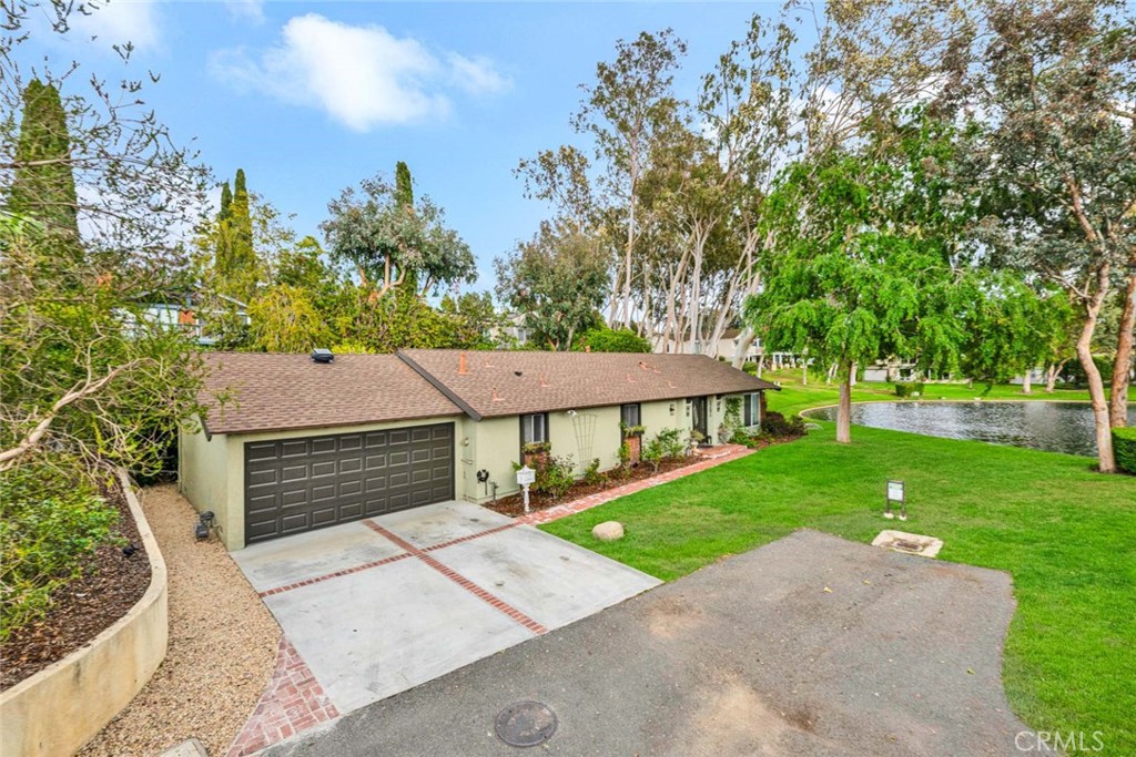 22696 Islamare Lane
