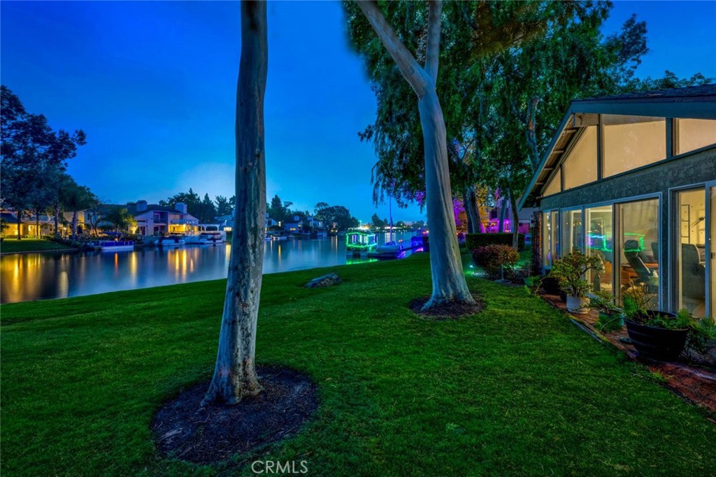 22696 Islamare Lane