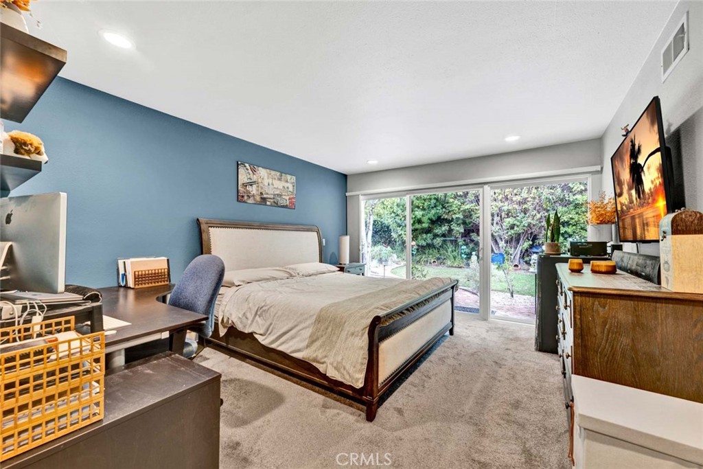 22696 Islamare Lane
