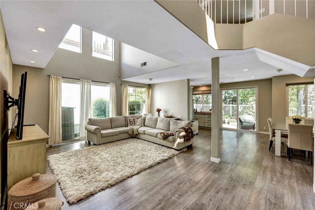 10 Hawaii Drive