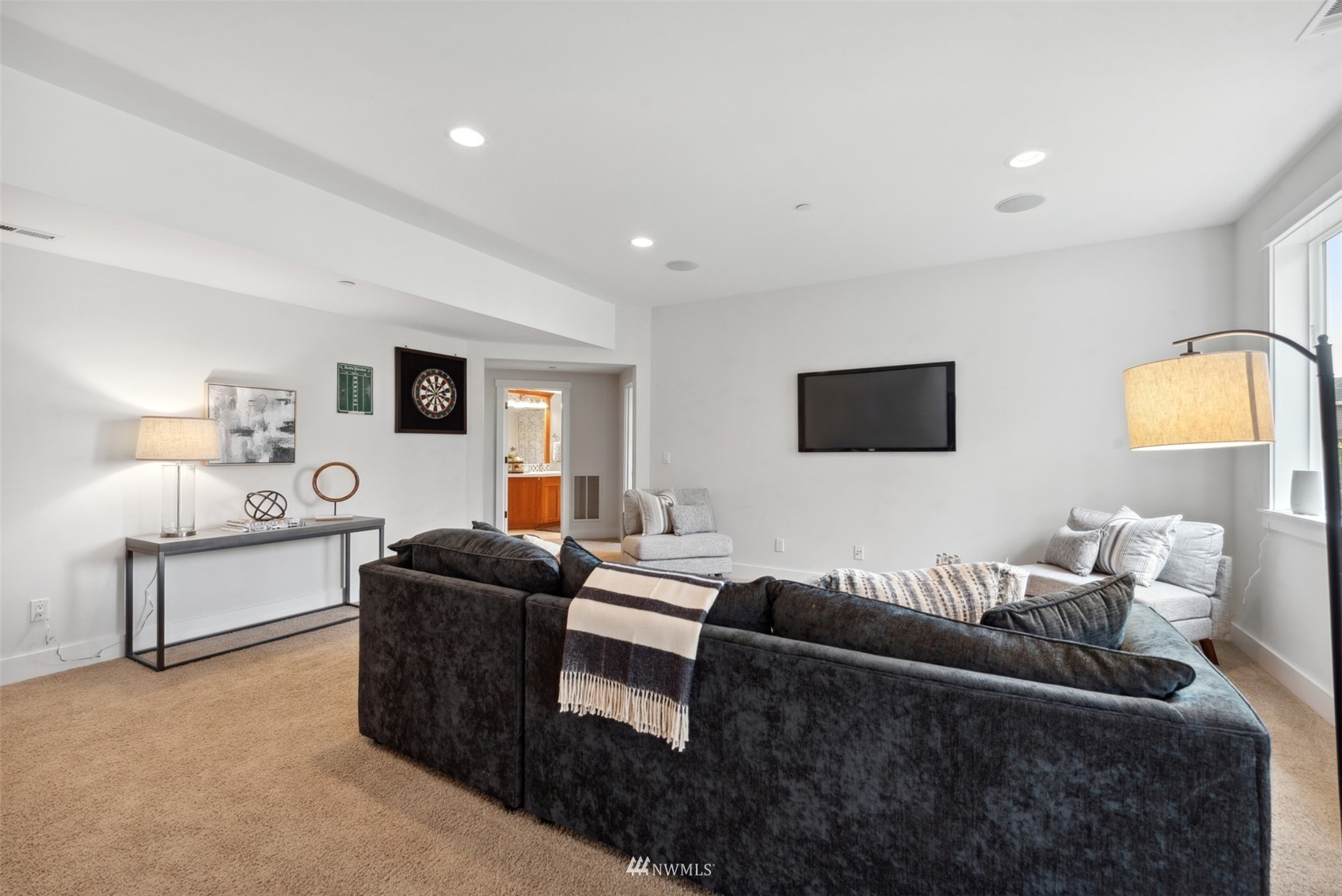 6151 168 Place SE