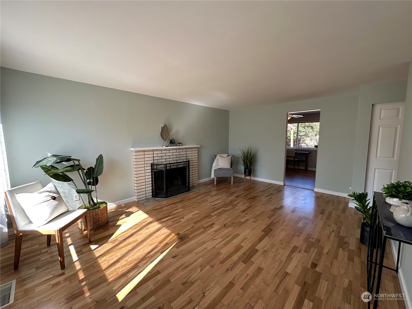 4813 185th Place SW