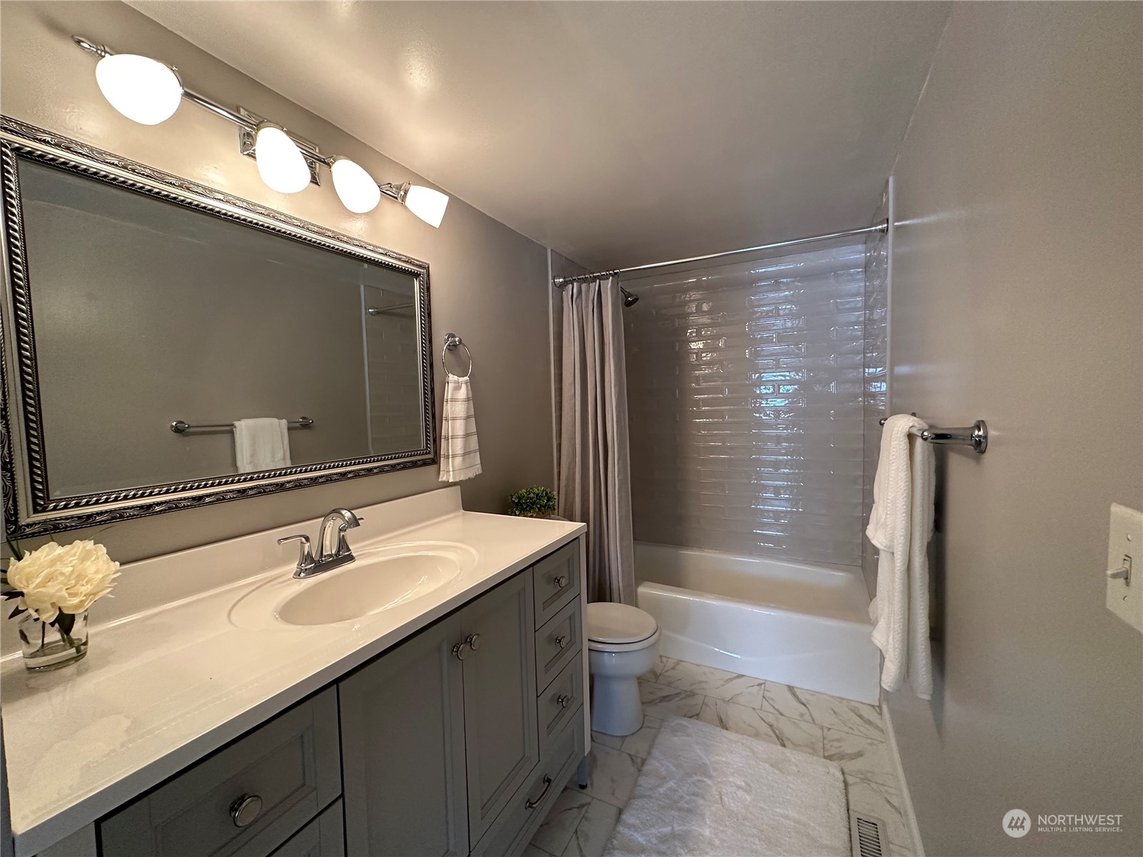 4813 185th Place SW