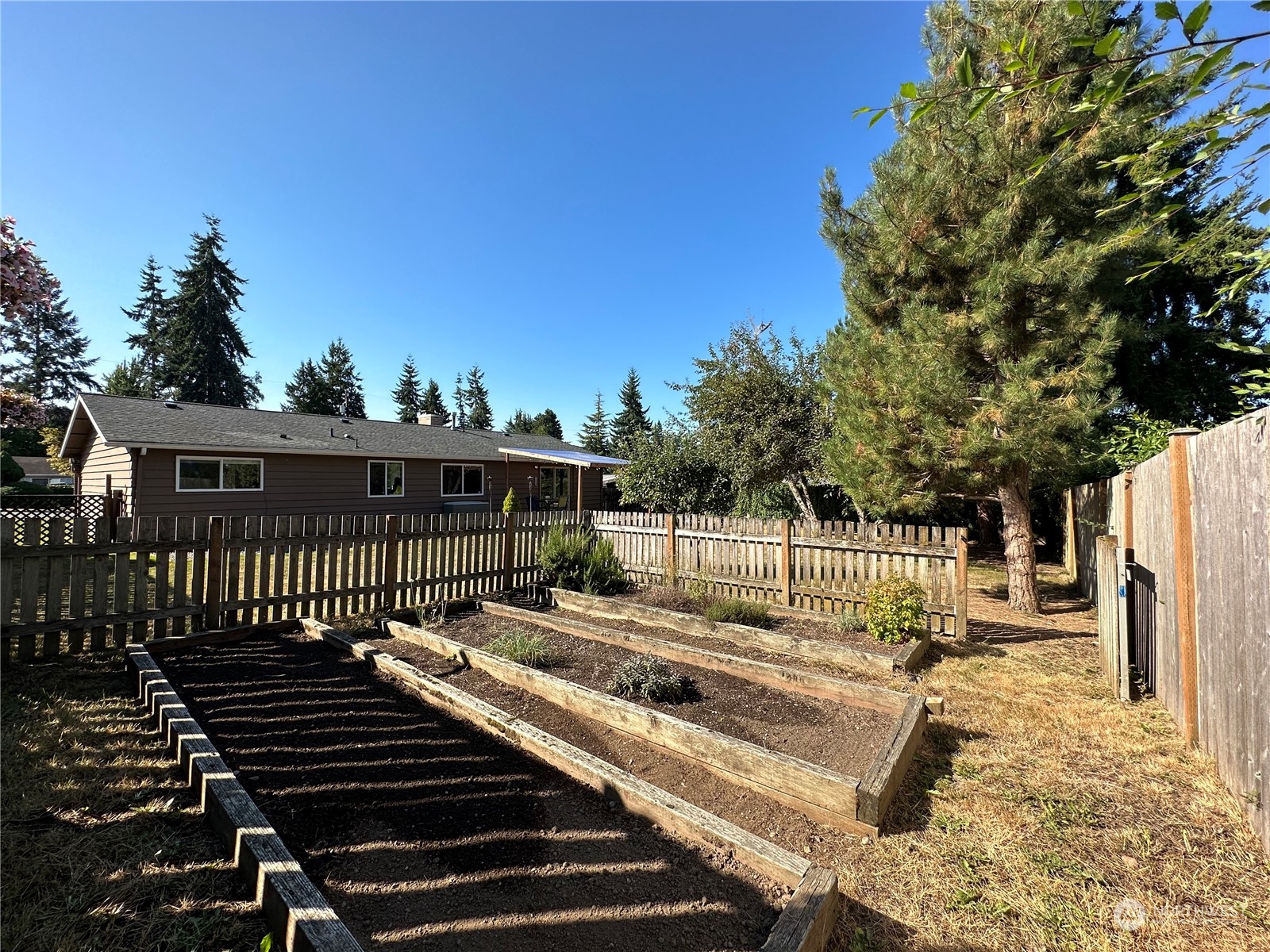 4813 185th Place SW