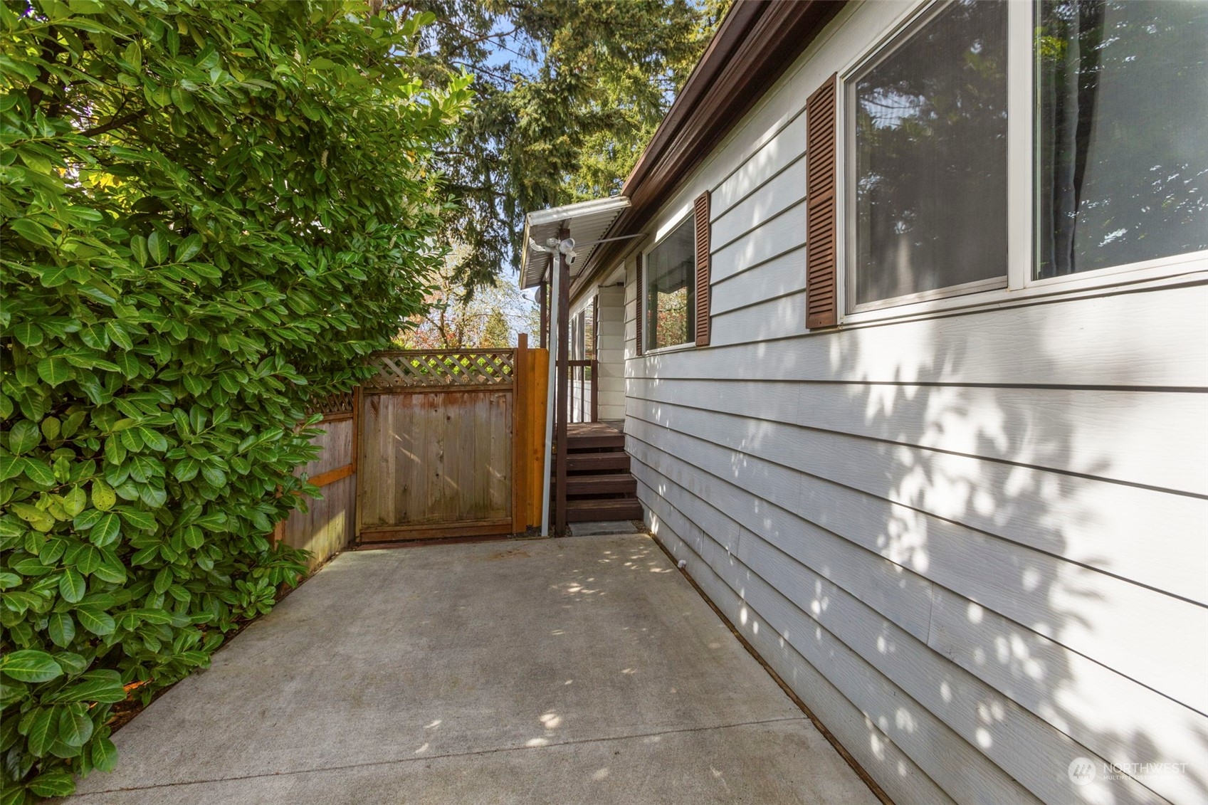 19501 NE Hollyhills Dr , -2524