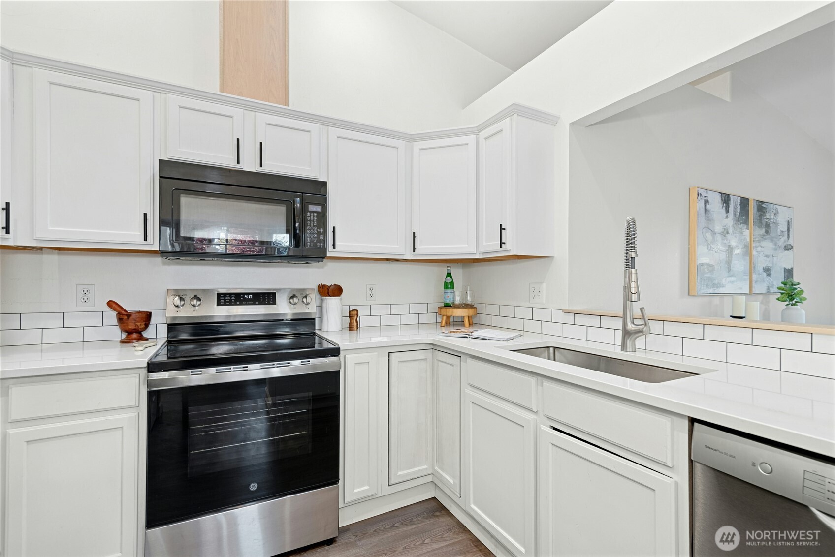 7007 78th Dr NE