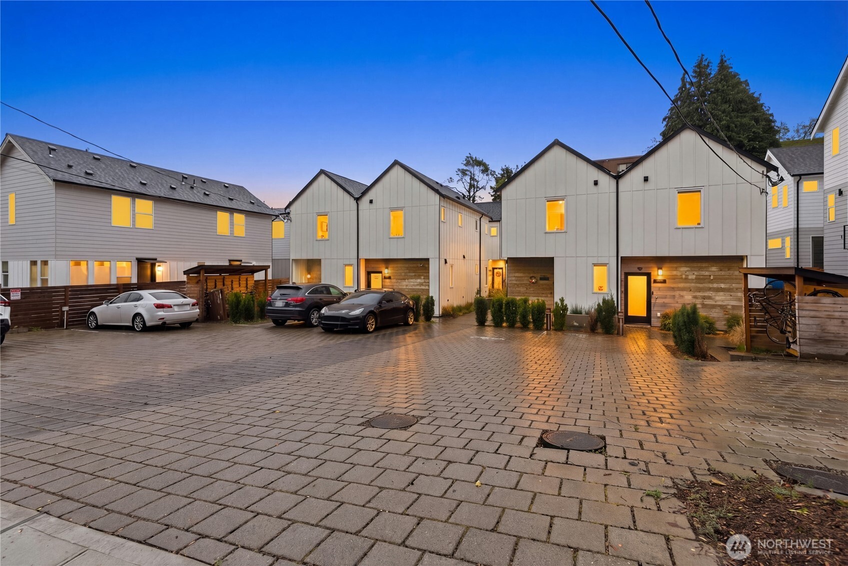 10354 Wallingford Ave N Unit: B