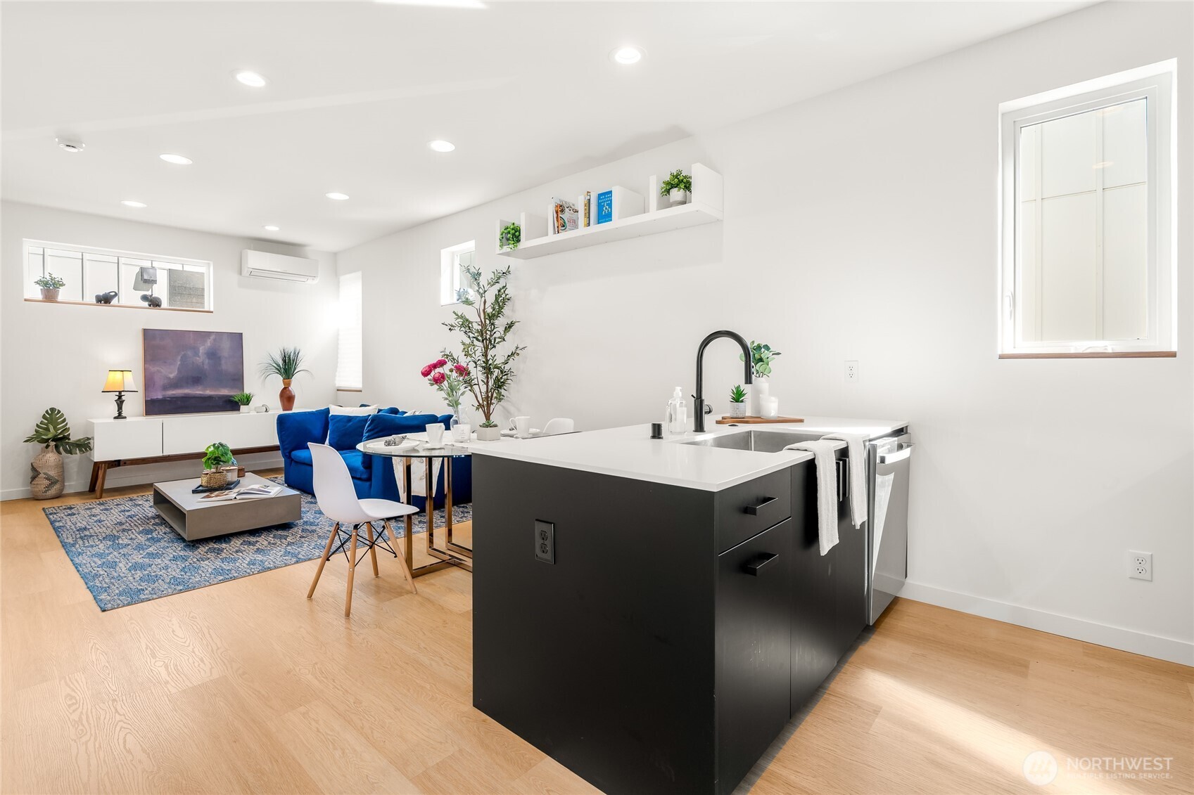 10354 Wallingford Ave N Unit: B