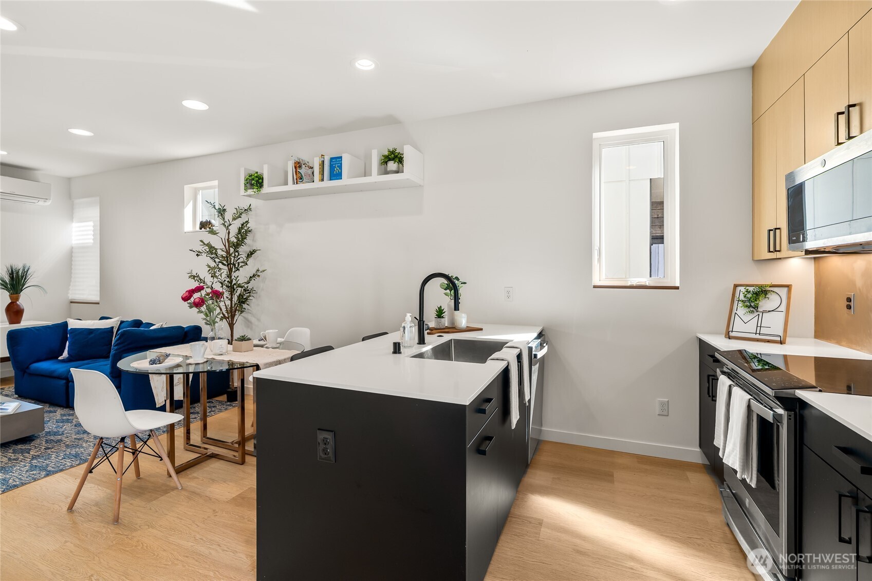 10354 Wallingford Ave N Unit: B