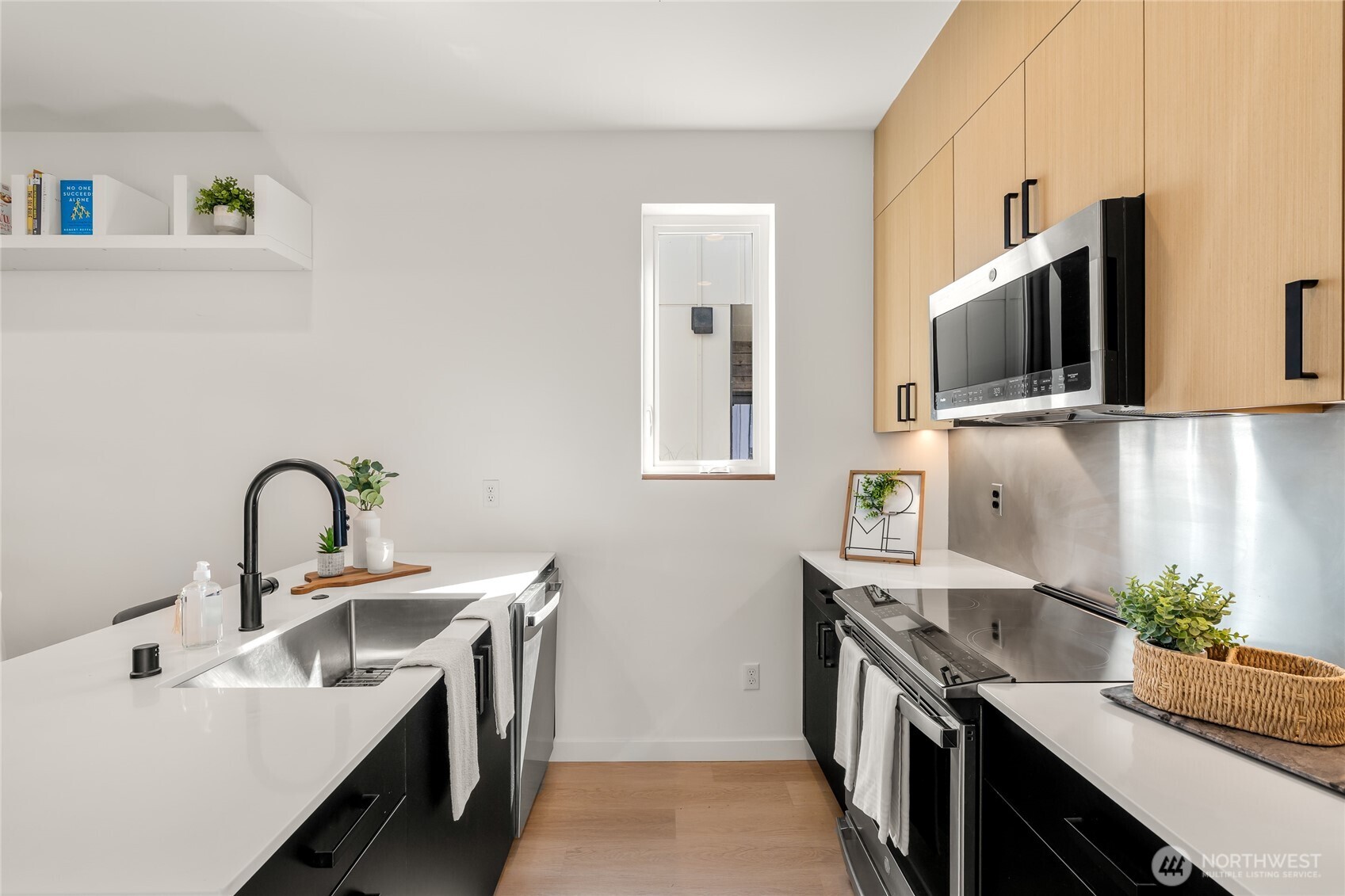 10354 Wallingford Ave N Unit: B
