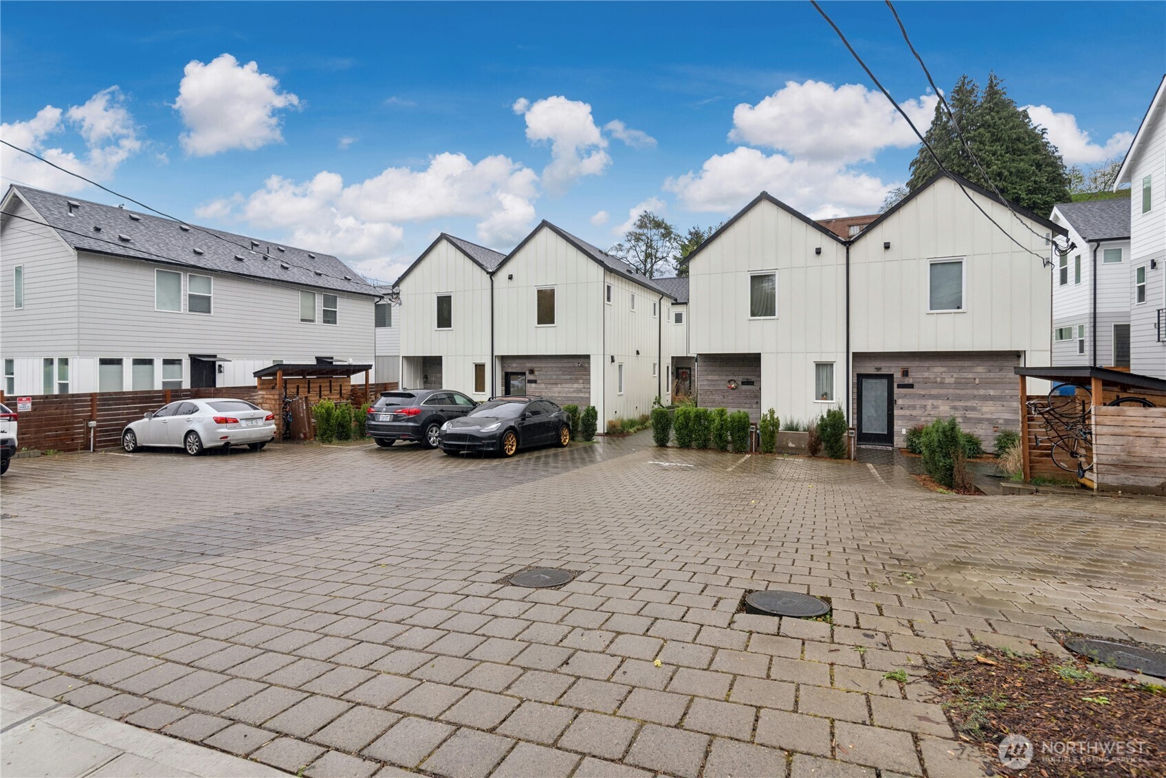 10354 Wallingford Ave N Unit: B