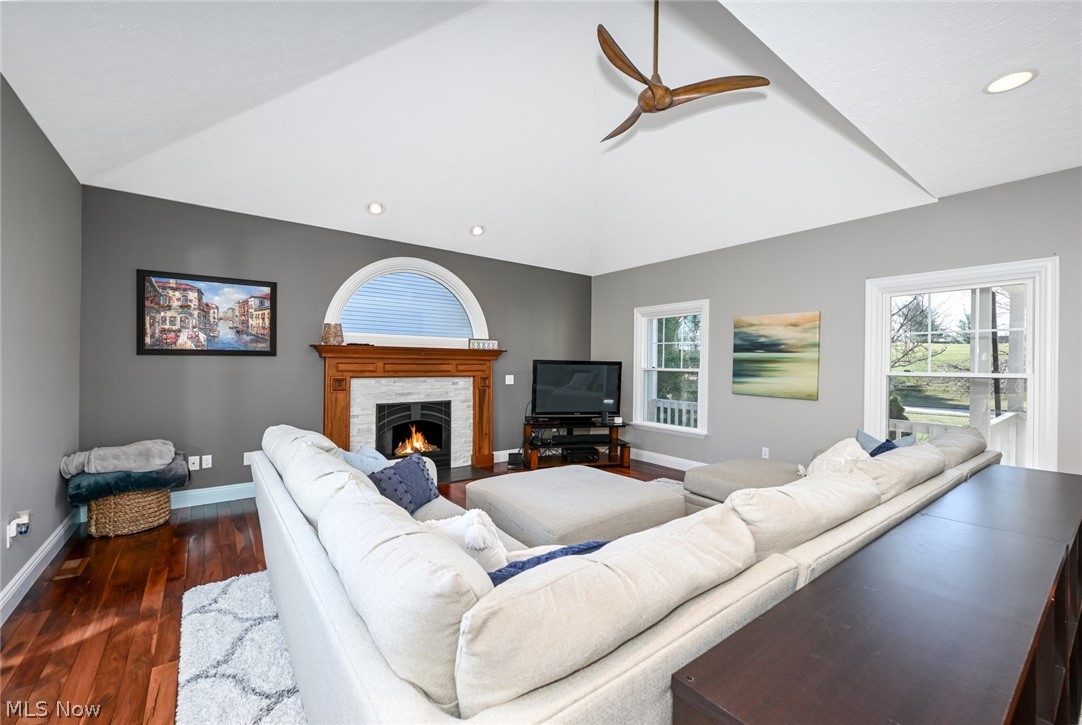 8618 Scenicview Drive