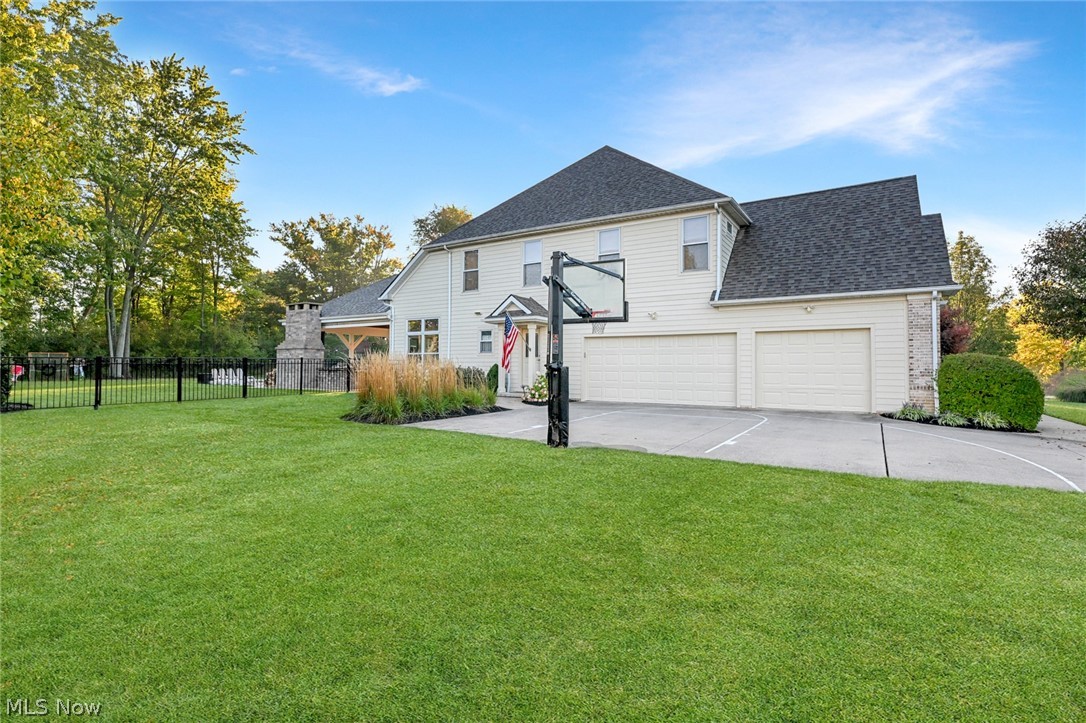 9878 Turning Leaf Trail