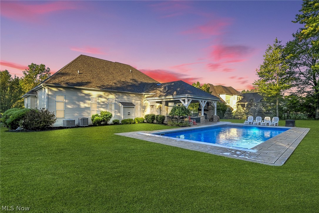 9878 Turning Leaf Trail