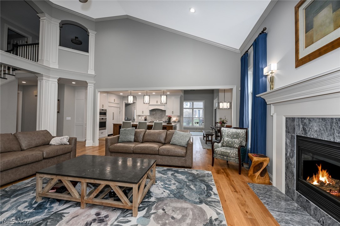 9878 Turning Leaf Trail