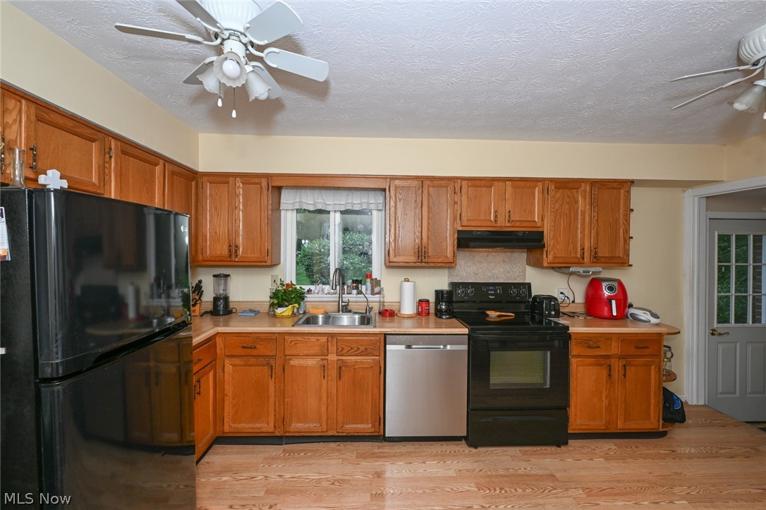 6161 E Wallings Road