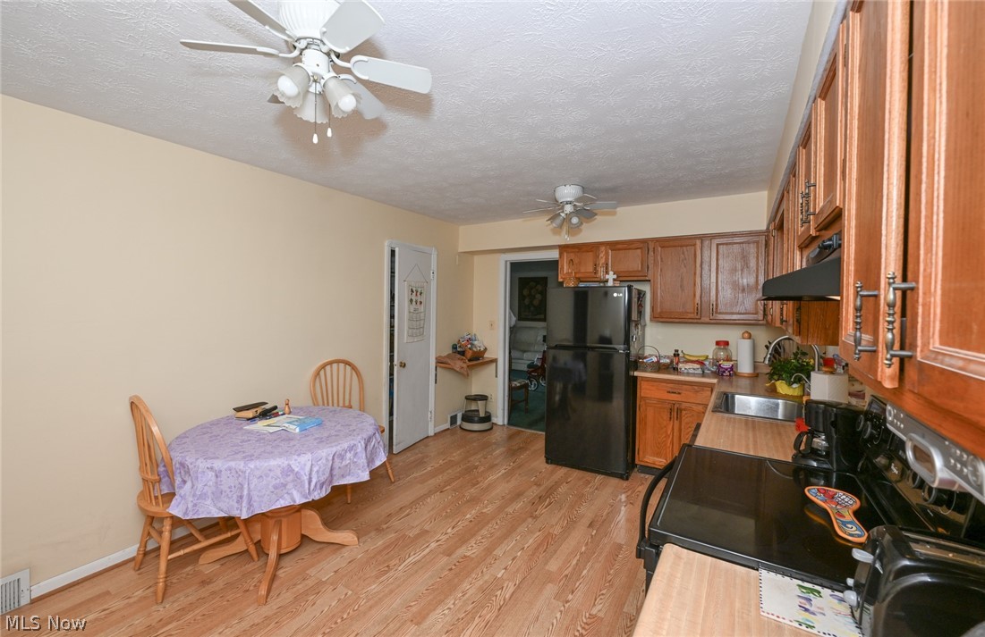 6161 E Wallings Road