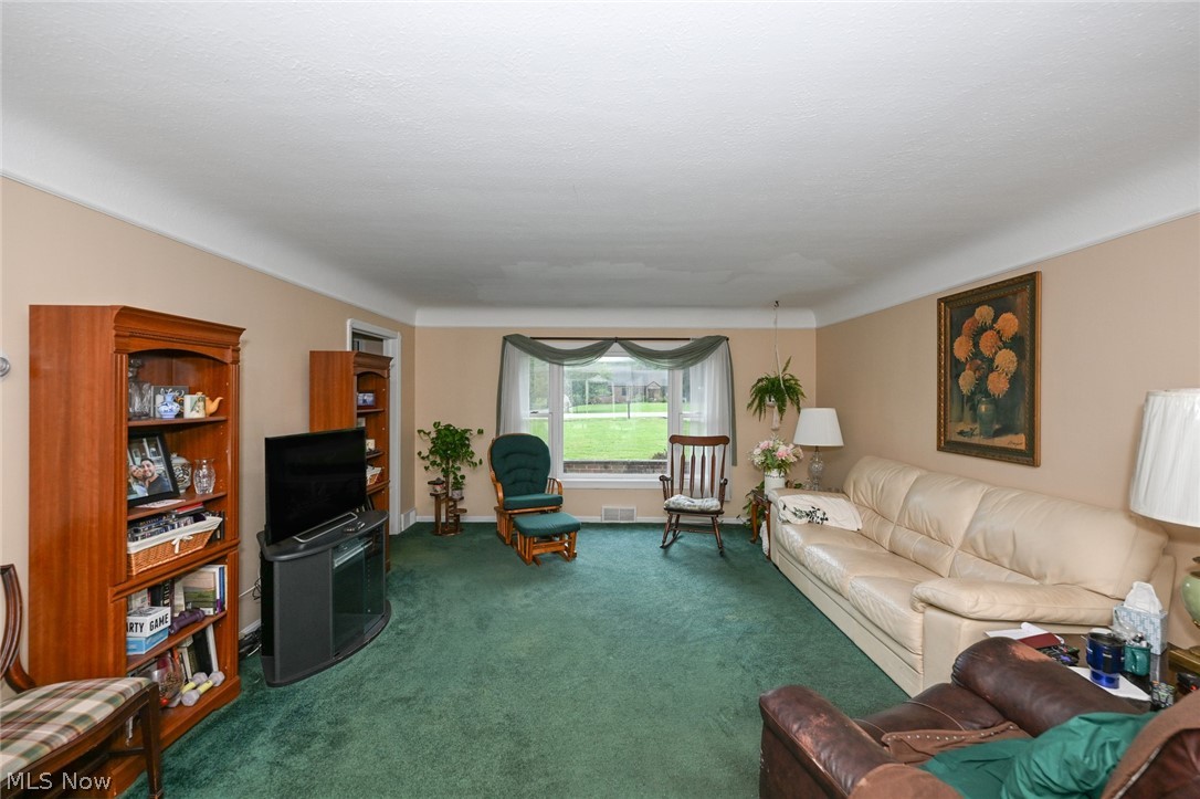 6161 E Wallings Road