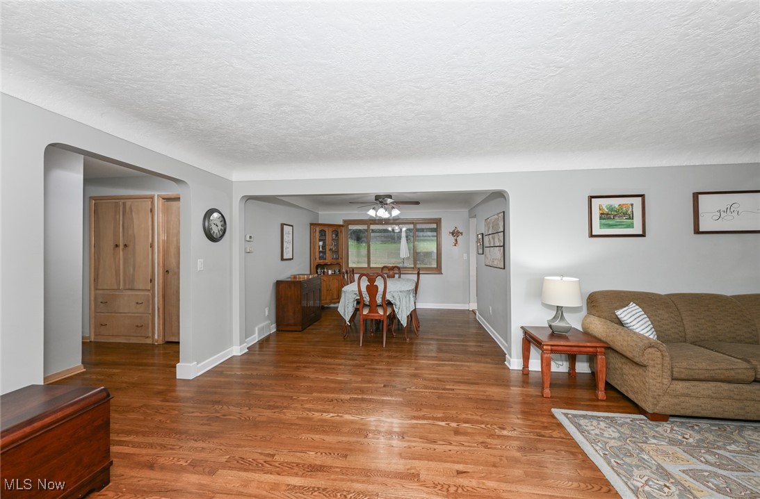 8222 Chestnut Boulevard