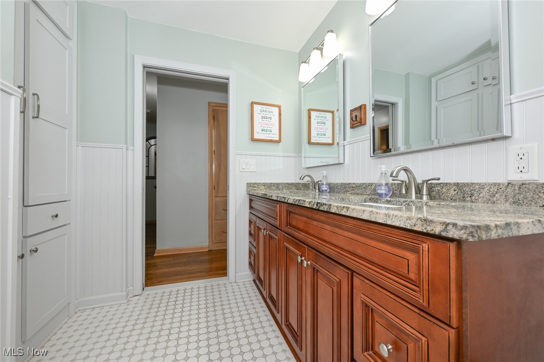 8222 Chestnut Boulevard