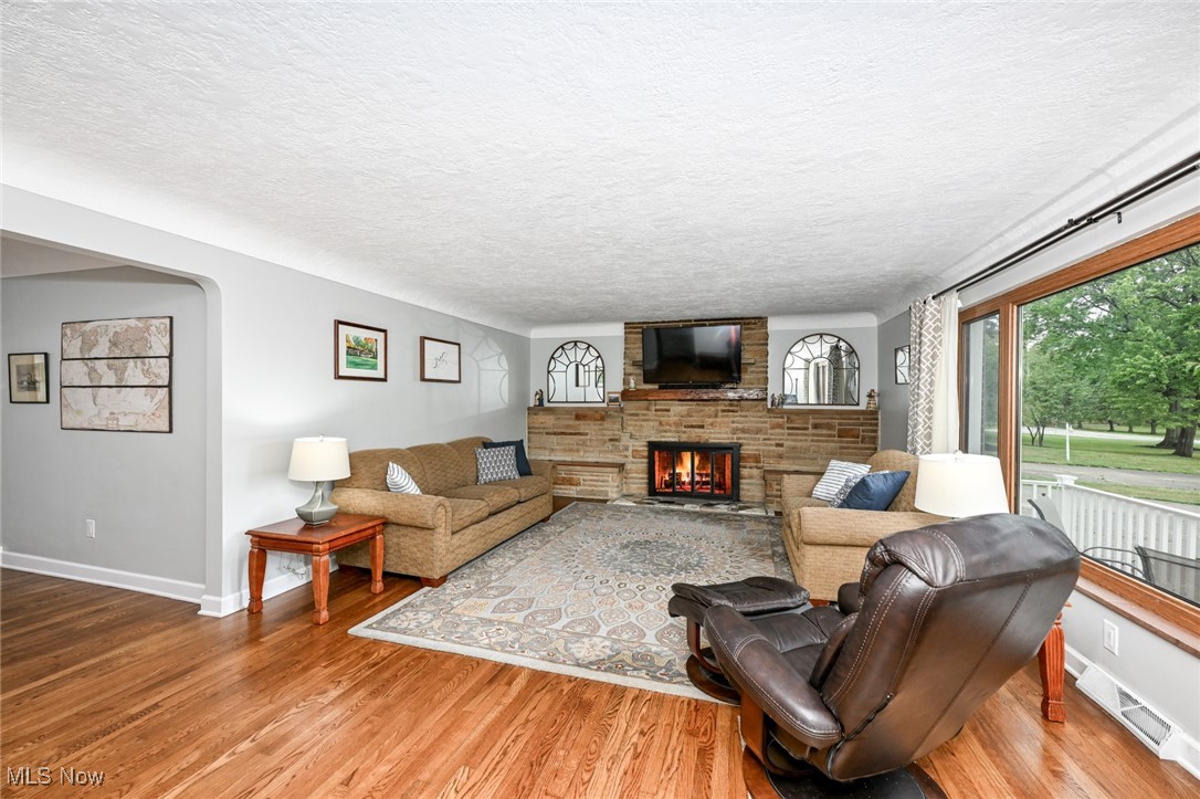 8222 Chestnut Boulevard