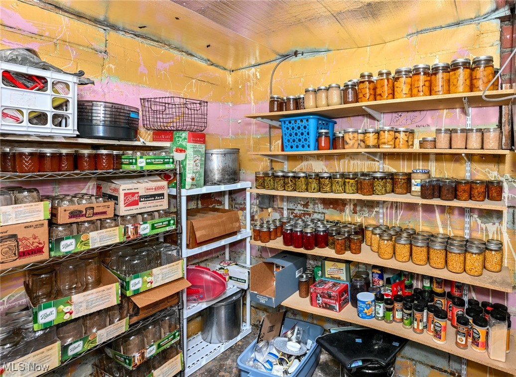 9305 Evergreen Drive