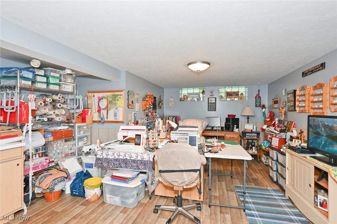 5016 E Pleasant Valley Road