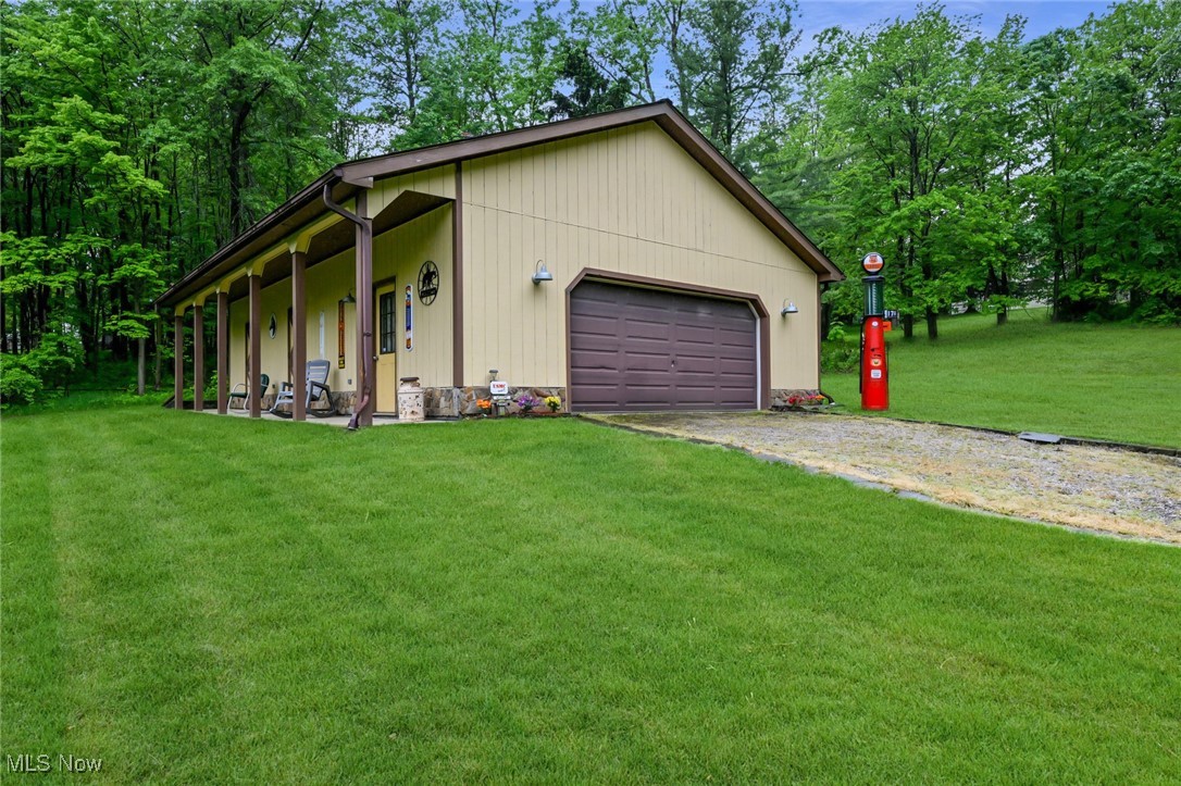 5016 E Pleasant Valley Road