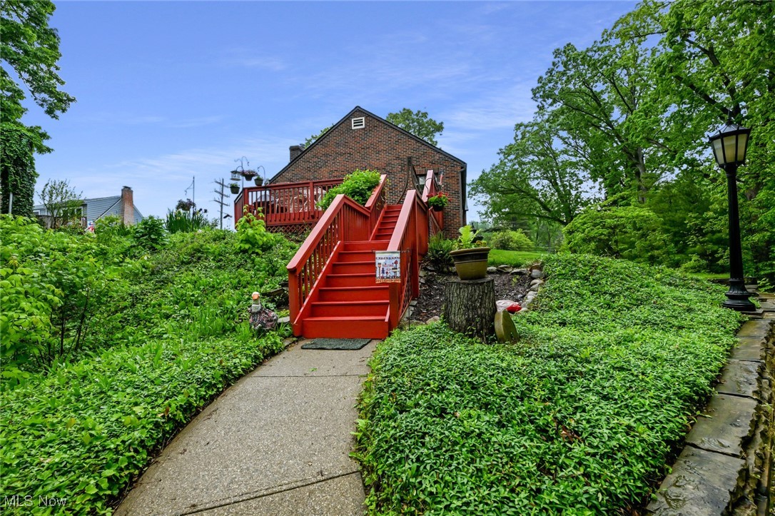 5016 E Pleasant Valley Road