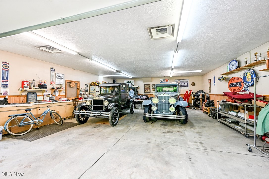 5016 E Pleasant Valley Road